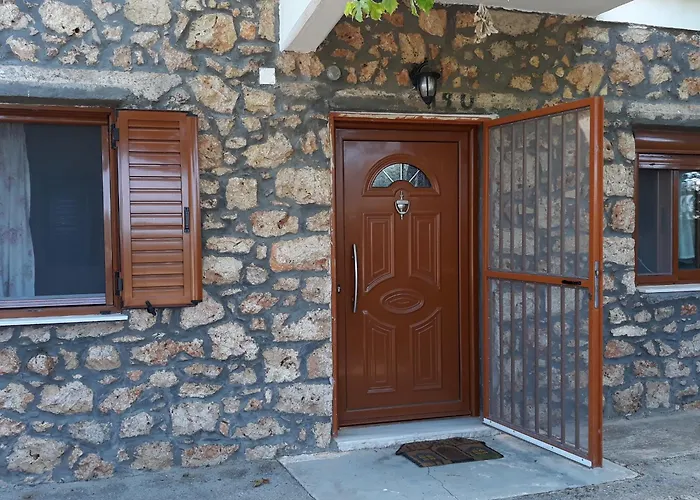 Politimis House